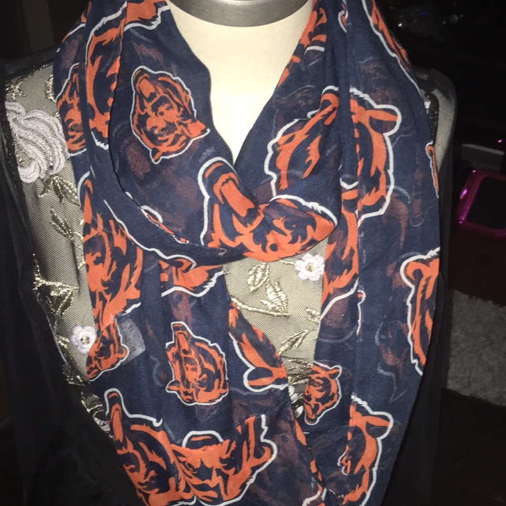Bears Infinity scarve